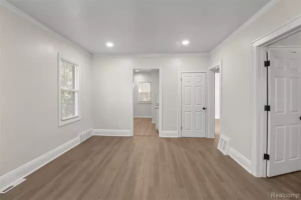 Hamtramck, MI 48212,7434 Buhr Street
