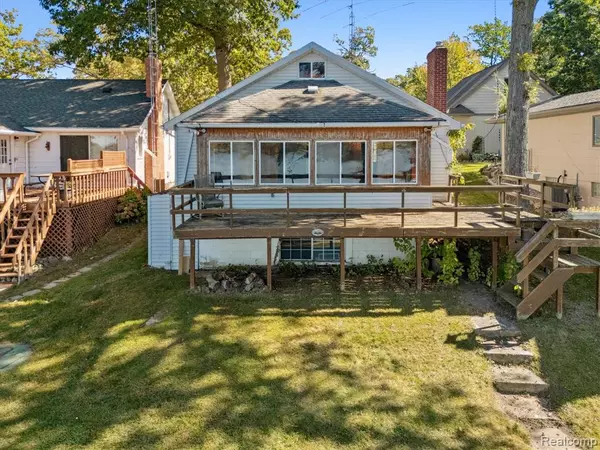 16372 Oak Hill Drive, Argentine Twp, MI 48430