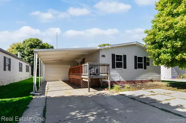 Clinton Twp, MI 48036,43529 Medea Drive