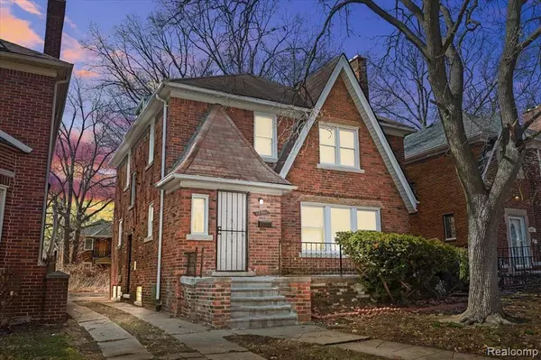 17567 Greenlawn Street, Detroit, MI 48221