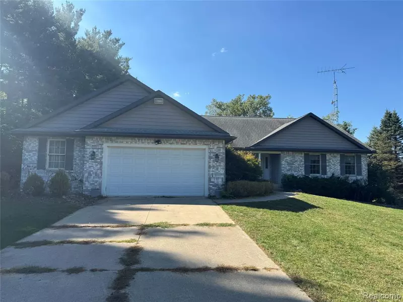 3198 Leeomi Drive, Britton Vlg, MI 49229
