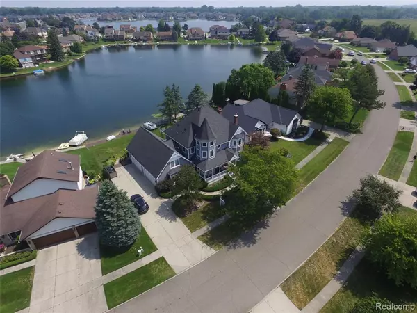 51244 Forster Lane, Shelby Twp, MI 48316