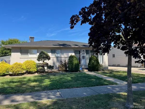 30572 Burlington Street, Westland, MI 48186