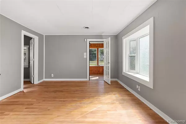 Flint, MI 48506,3617 Churchill Avenue