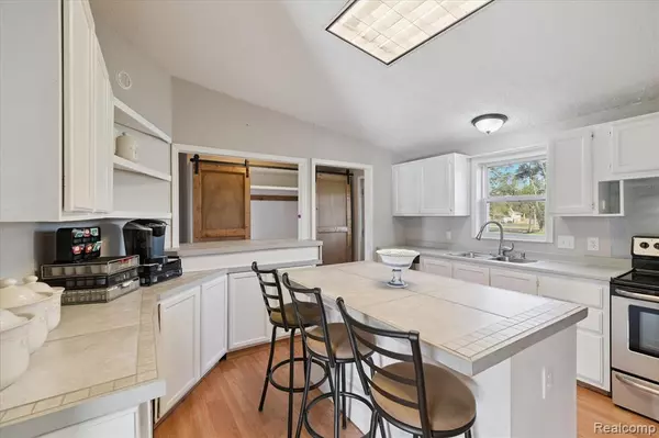 Swartz Creek, MI 48473,8168 Morrish Road