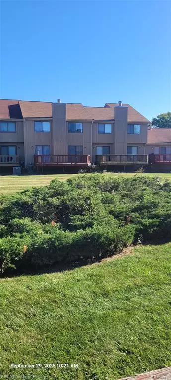 West Bloomfield Twp, MI 48322,5152 Rock Run #4 5152