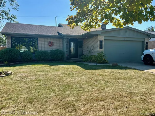 Trenton, MI 48183,3261 Hickory Court