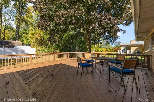 Waterford Twp, MI 48329,2831 Silverstone Lane
