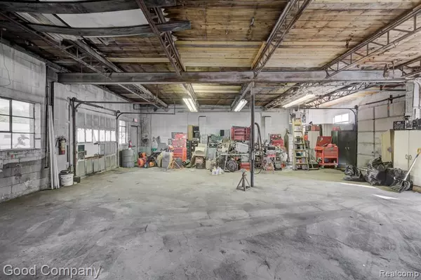 Warren, MI 48089,14248 9 Mile Road