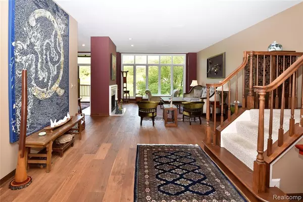 Bloomfield Twp, MI 48304,457 Cambridge Way