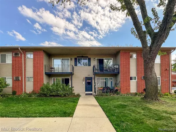 Royal Oak, MI 48073,4109 Benjamin Avenue 2