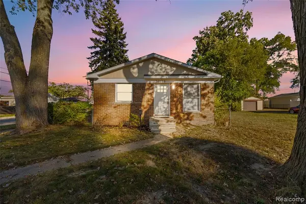 27138 Alger Boulevard, Madison Heights, MI 48071