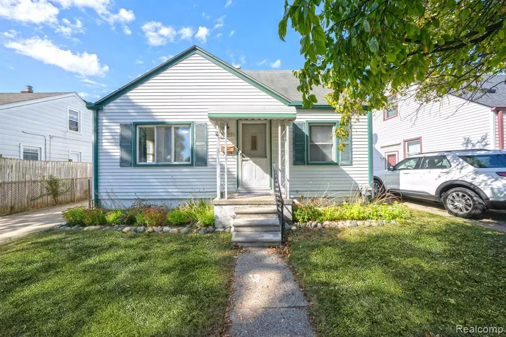 Hazel Park, MI 48030,23723 Tawas Avenue