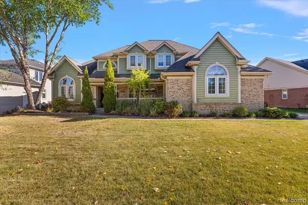 Macomb Twp, MI 48042,19895 Pine Cone Drive