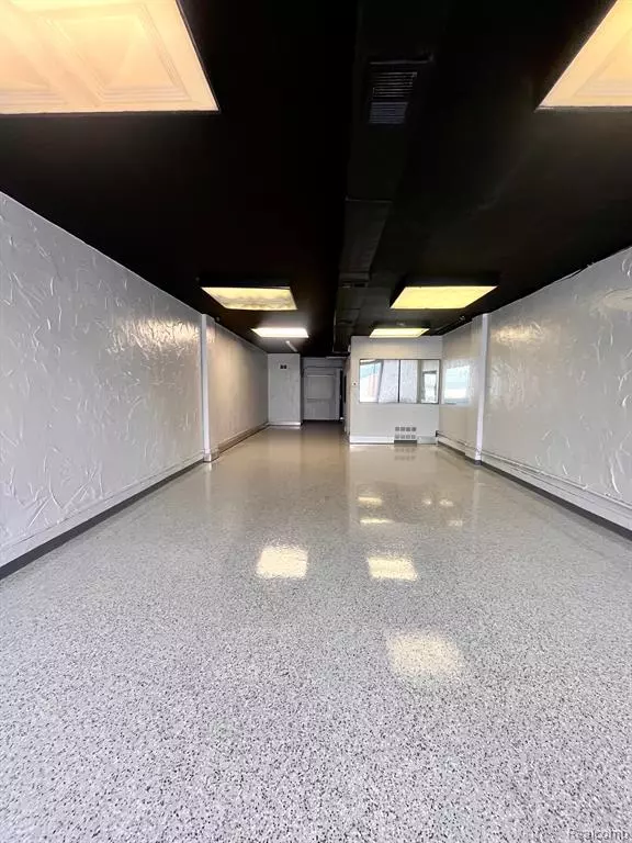 Flint, MI 48507,3612 FENTON Road