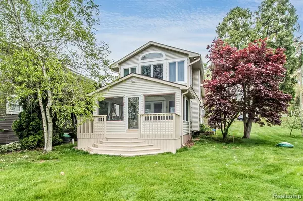 White Lake Twp, MI 48386,9047 GALE Road