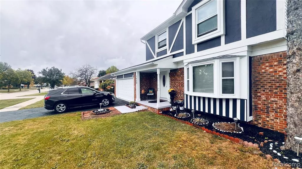 1459 Leafgreen Drive, Troy, MI 48083