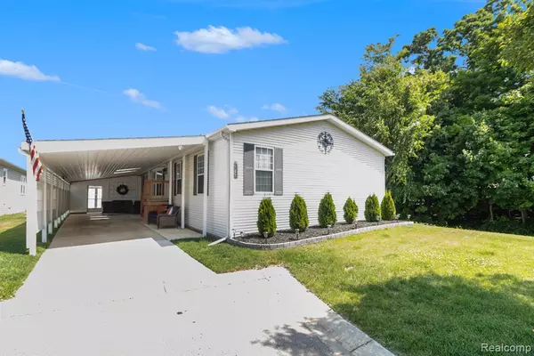 13541 Austin Court, Hartland Twp, MI 48353