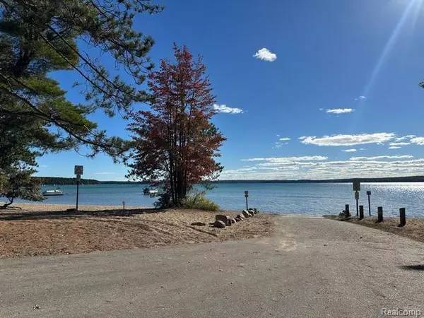 Roscommon Twp, MI 48653,217 Newman Street