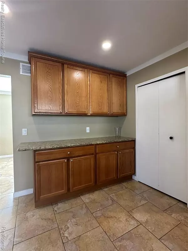 Sterling Heights, MI 48310,38968 Harrison Drive