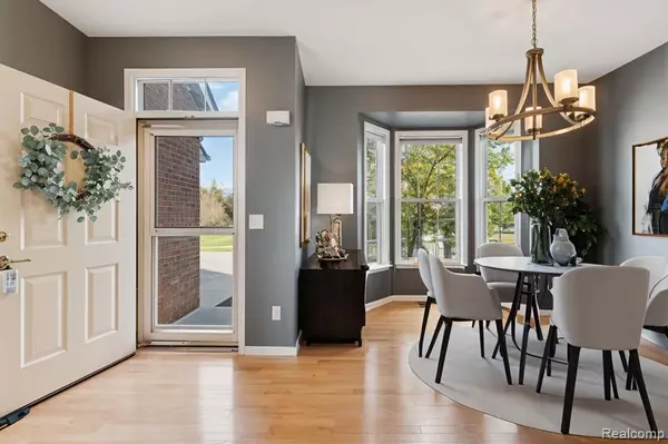 Canton Twp, MI 48188,48551 Oak Bridge Drive