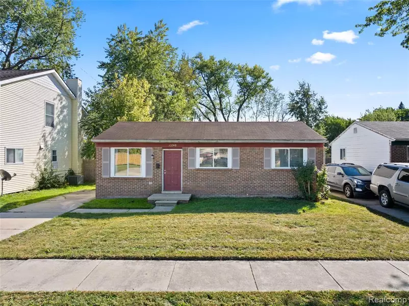 13740 Leonard Avenue, Warren, MI 48089