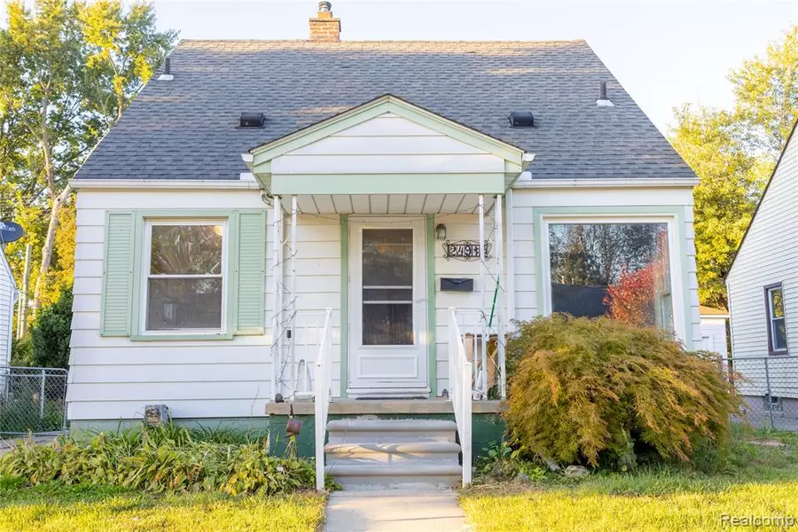 24910 Hickory Street, Dearborn, MI 48124