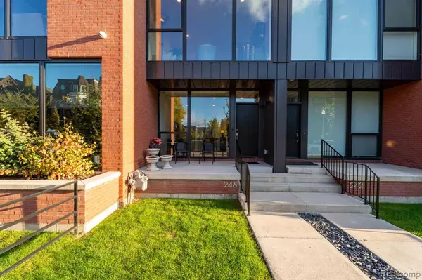 Detroit, MI 48201,246 Edmund Place