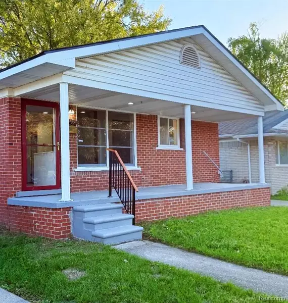 29477 Hazelwood Street, Inkster, MI 48141