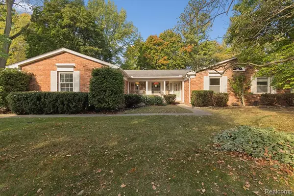 21111 Centerfarm, Northville, MI 48167