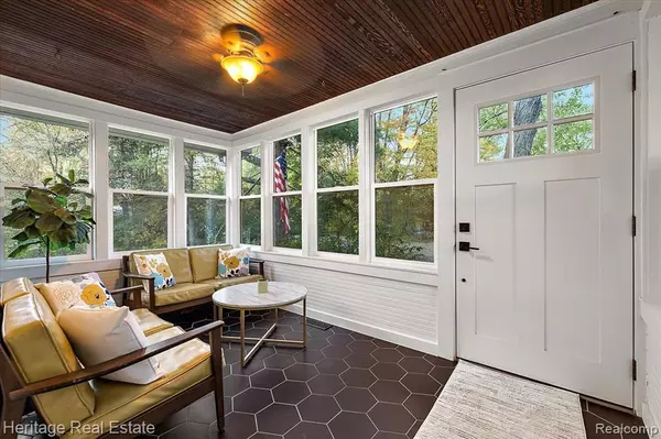 Auburn Hills, MI 48326,827 Alberta Street