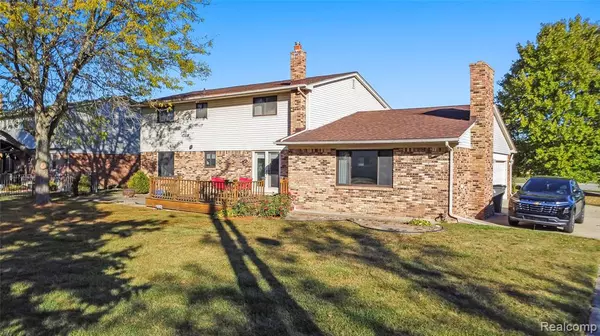 Clinton Twp, MI 48038,16136 Amore Street