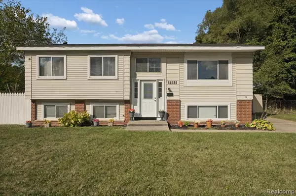 Ypsilanti, MI 48198,1815 Heatherridge Street