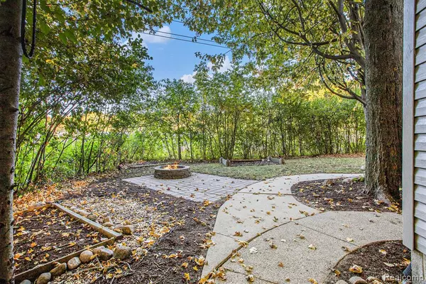 Westland, MI 48185,404 N Sybald Street