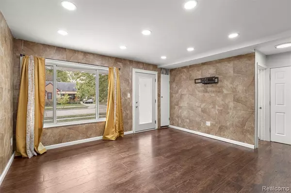 Allen Park, MI 48101,17036 Anne Avenue