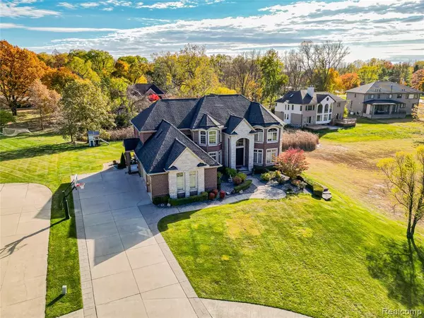 Troy, MI 48098,2953 Squire Court