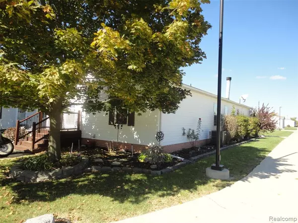 Frenchtown Twp, MI 48166,1983 Oak Street