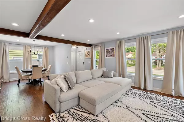 Royal Oak, MI 48067,1410 McLean Avenue