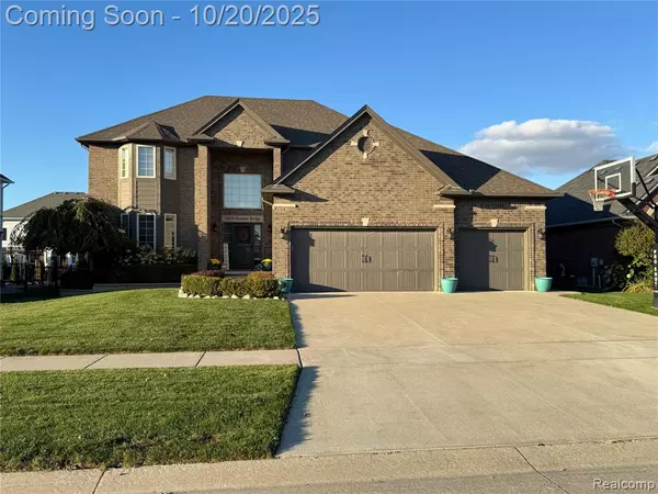 18039 Humber Bridge Drive, Macomb Twp, MI 48042