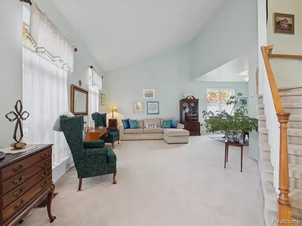 Ann Arbor, MI 48104,3480 Wooddale Court