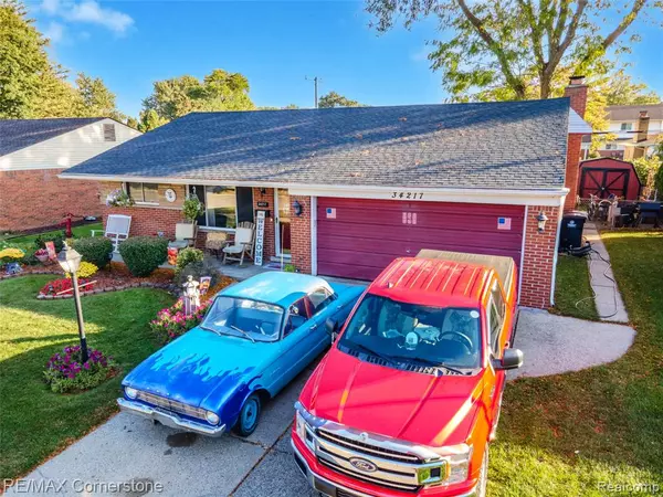 Westland, MI 48185,34217 Aztec Drive