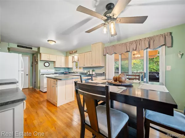 Green Oak Twp, MI 48116,8789 Fieldcrest Drive