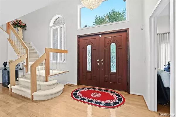 West Bloomfield Twp, MI 48324,6034 Beachwood Drive