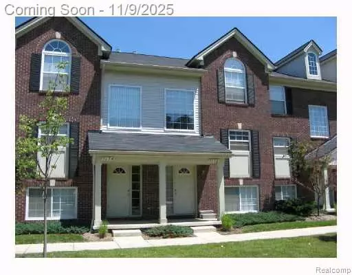3152 Promenade Circle, Ann Arbor, MI 48108