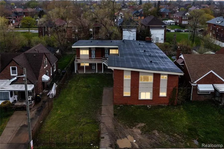 4234 W Davison, Detroit, MI 48238