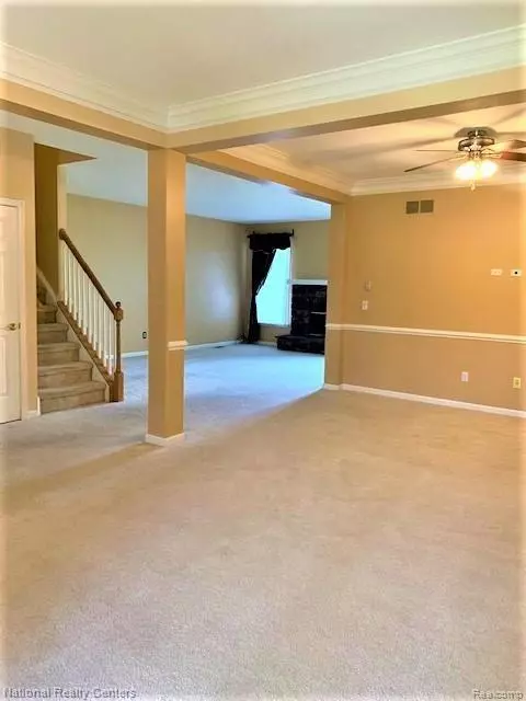 Novi, MI 48374,49944 Blackberry Trail 55