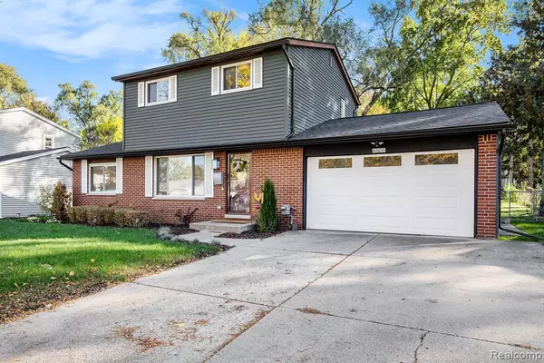 Plymouth, MI 48170,42071 Lindsay Drive