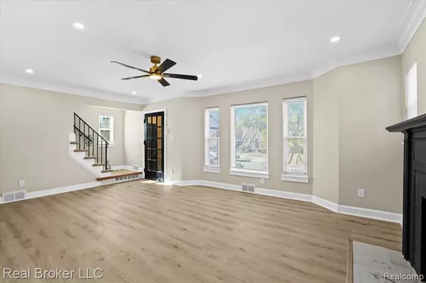 Detroit, MI 48235,17160 Littlefield Street