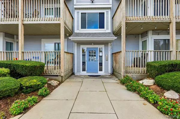 37530 Jefferson Avenue 104, Harrison Twp, MI 48045