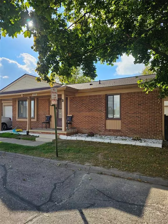 Troy, MI 48083,2926 Roundtree Drive